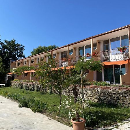 Hotel Surf Πριμόρσκο Εξωτερικό φωτογραφία