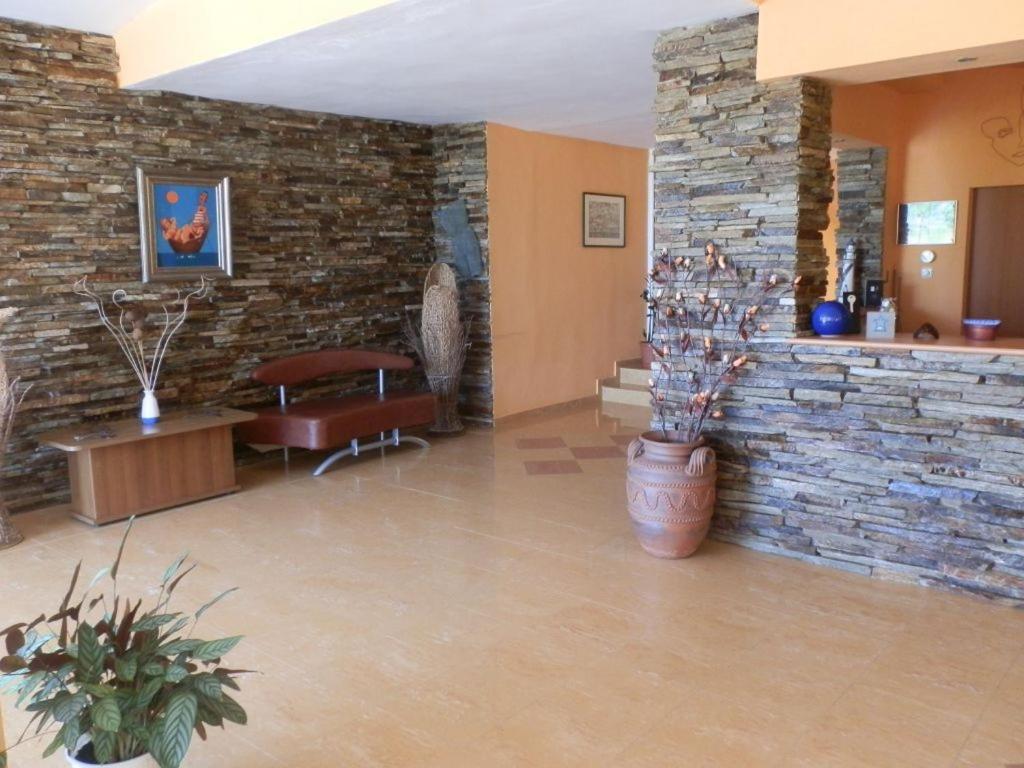 Hotel Surf Πριμόρσκο Εξωτερικό φωτογραφία